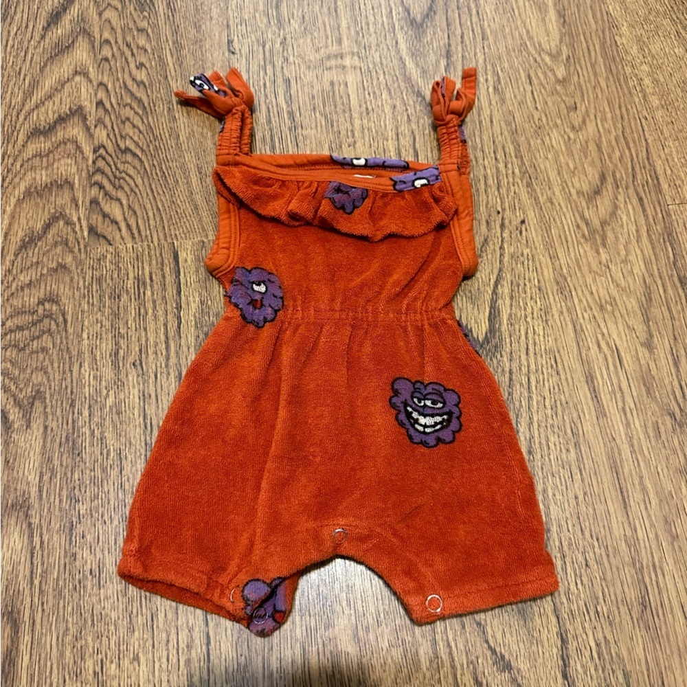 Hugo Loves Tiki red orange terry cloth ruffle detail cute fun romper size 6M-12M